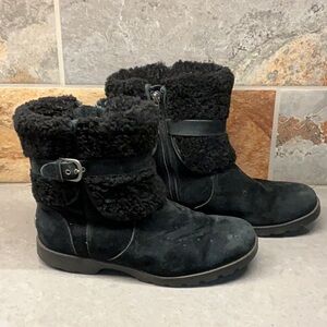 UGG Shearling-lined Boot
